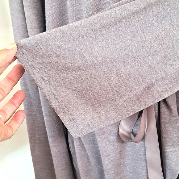 Gray Cardigan with Open Tie Front and Long Sleeves Hoodie Wrap Size… - Picture 9 of 10